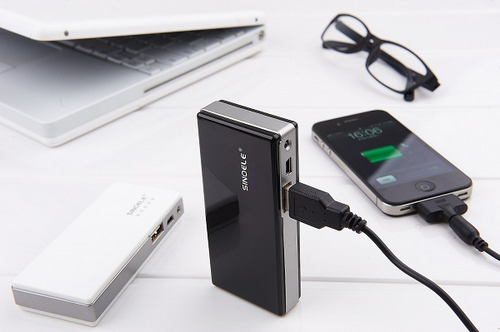 Dùng phụ kiện sạc ngoài cho iPhone 8 giá bao nhiêu hay giu cho chiec iphone 8 gia bao nhieu cua ban luon luon duoc day pin hinh anh 2