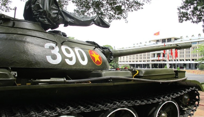 Hình nền xe tăng 30/4