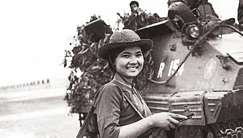 Hình nền xe tăng 30/4