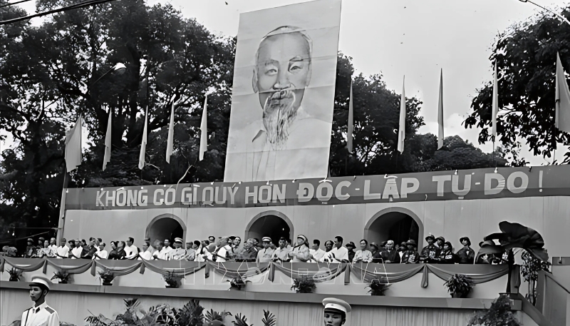 Hình nền đất nước 30/4