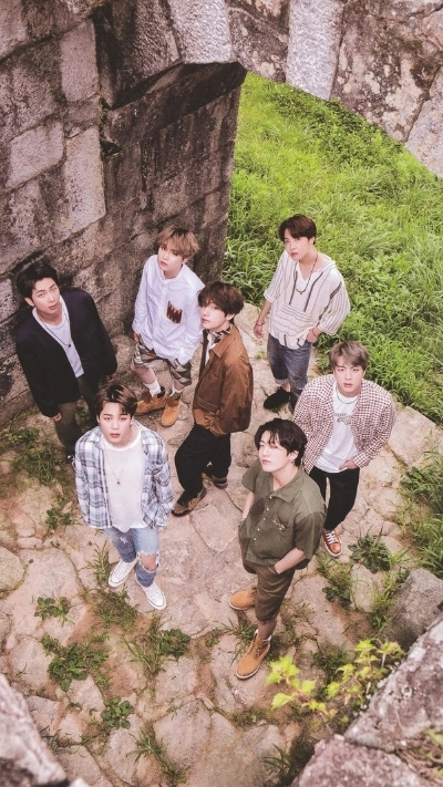 Wallpaper bts tỏa sáng rực rỡ sân khấu