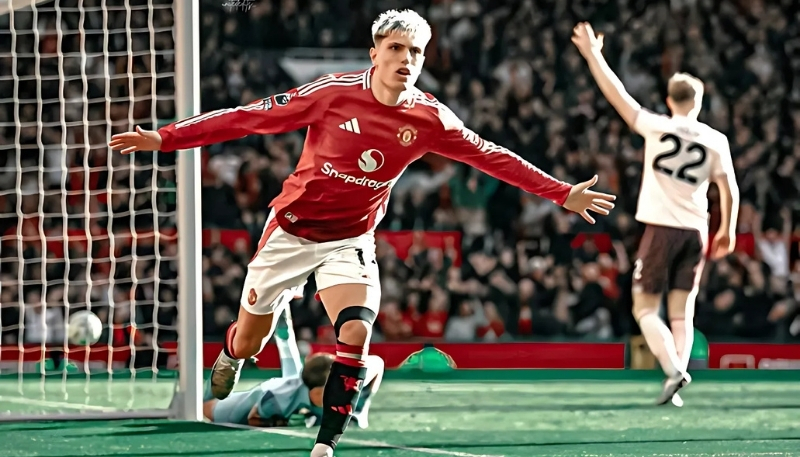 Hình nền cầu thủ Manchester United mạnh mẽ