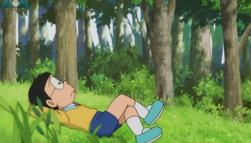 hình ảnh nền nobita buồn trong rừng cây