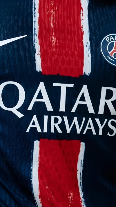 Áo đấu PSG cực kỳ ấn tượng và đẹp mắt