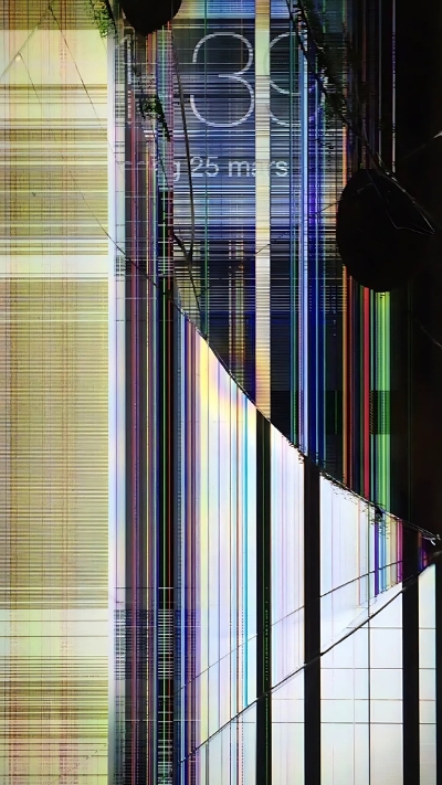 Hình ảnh màn hình điện thoại bị nứt sáng tạo và đẹp