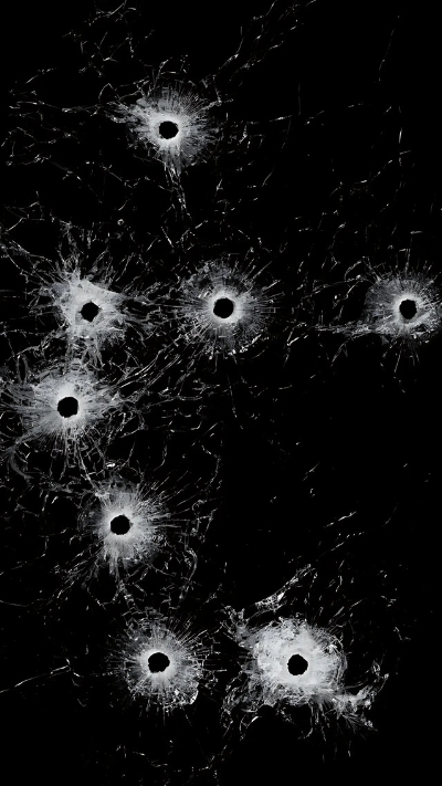 Màn hình điện thoại vỡ cực kỳ ấn tượng 3D