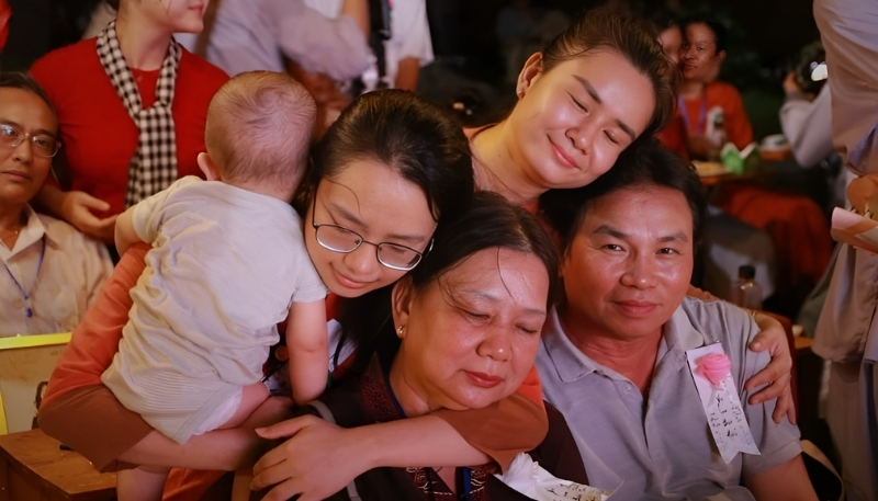 Wallpaper Vu Lan báo hiếu đạo làm con laptop