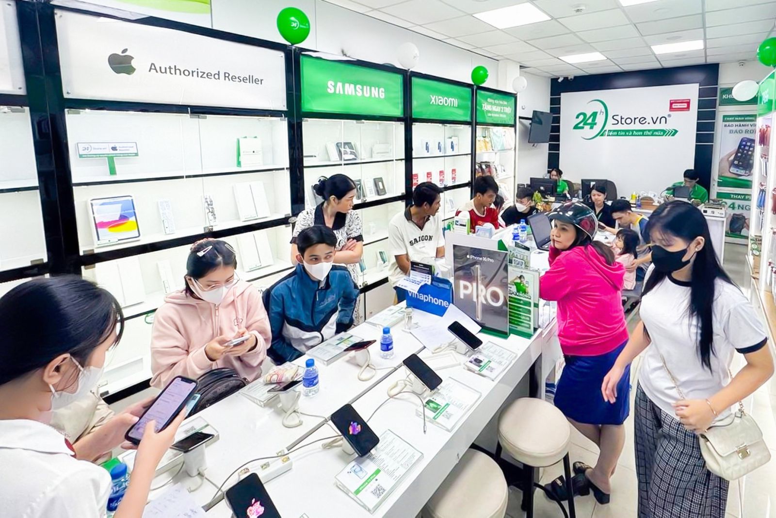 điện thoại iPhone 15 256GB Chính hãng VN/A tại 24hStore