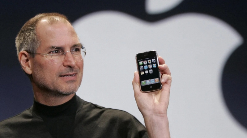iPhone 2G nguyên seal giá hơn 800 triệu