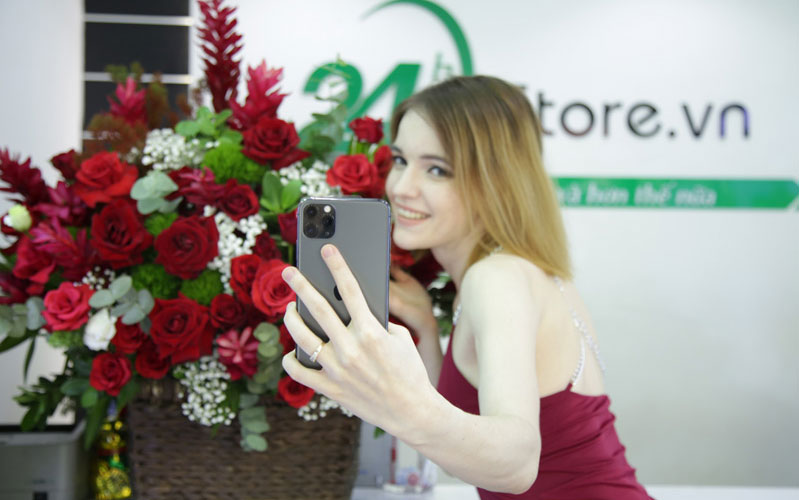 Mua iPhone 11 Pro Max giá rẻ tại 24hStore