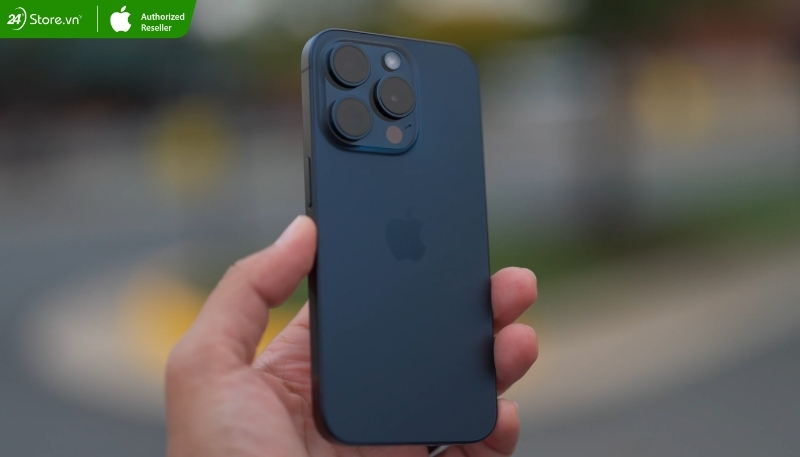 iPhone 15 Pro màu Titan Tự Xanh (Blue Titanium)