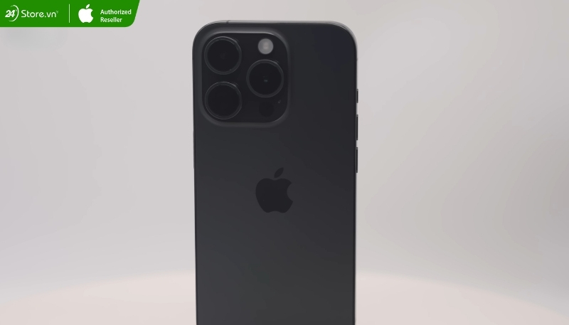 iPhone 15 Pro Max màu Đen Titanium (Black Titanium)