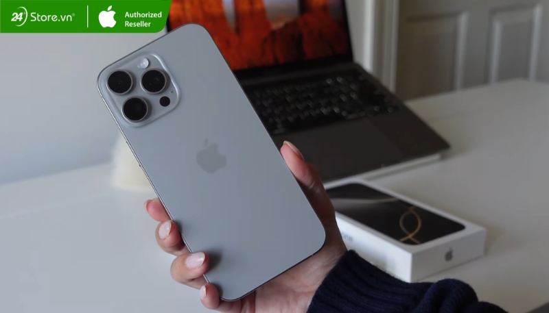 iphone 16 pro max natural titan