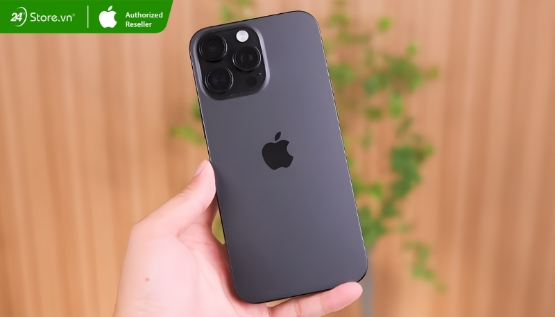 iPhone 16 Pro Max màu Titan Đen