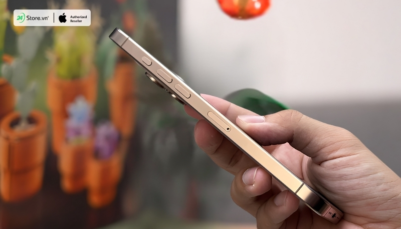 Hình iPhone 16 Pro Max Titan Sa Mạc