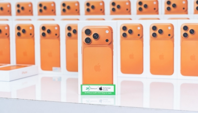 iPhone 17 Pro Max màu Cam Vũ Trụ chính hãng tại 24hStore