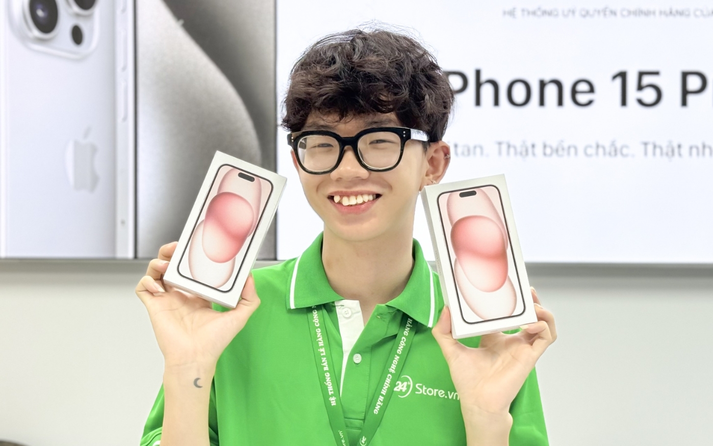 mua iphone trả góp tại 24hstore
