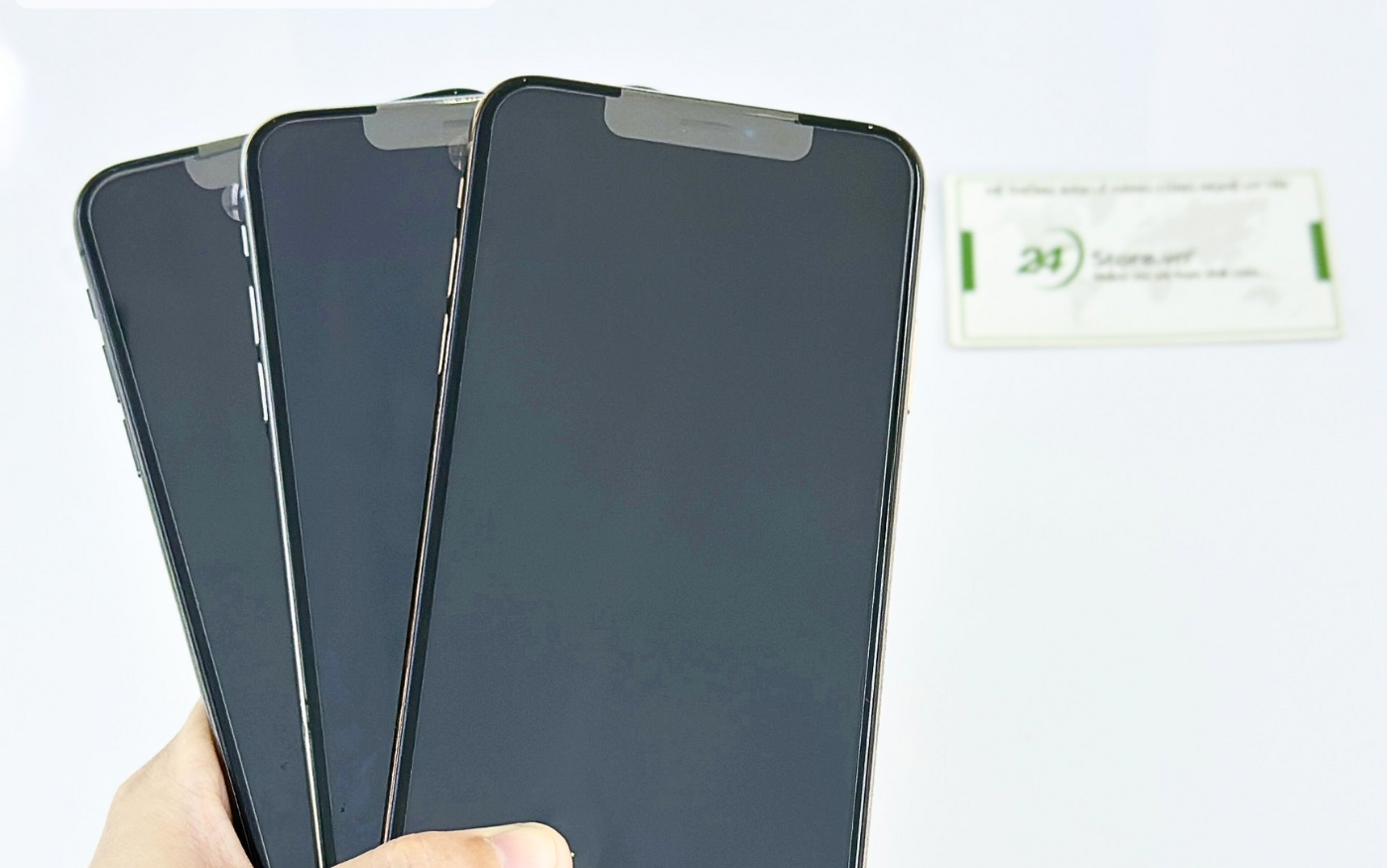 iphone xs max cũ giá bao nhiêu tiền