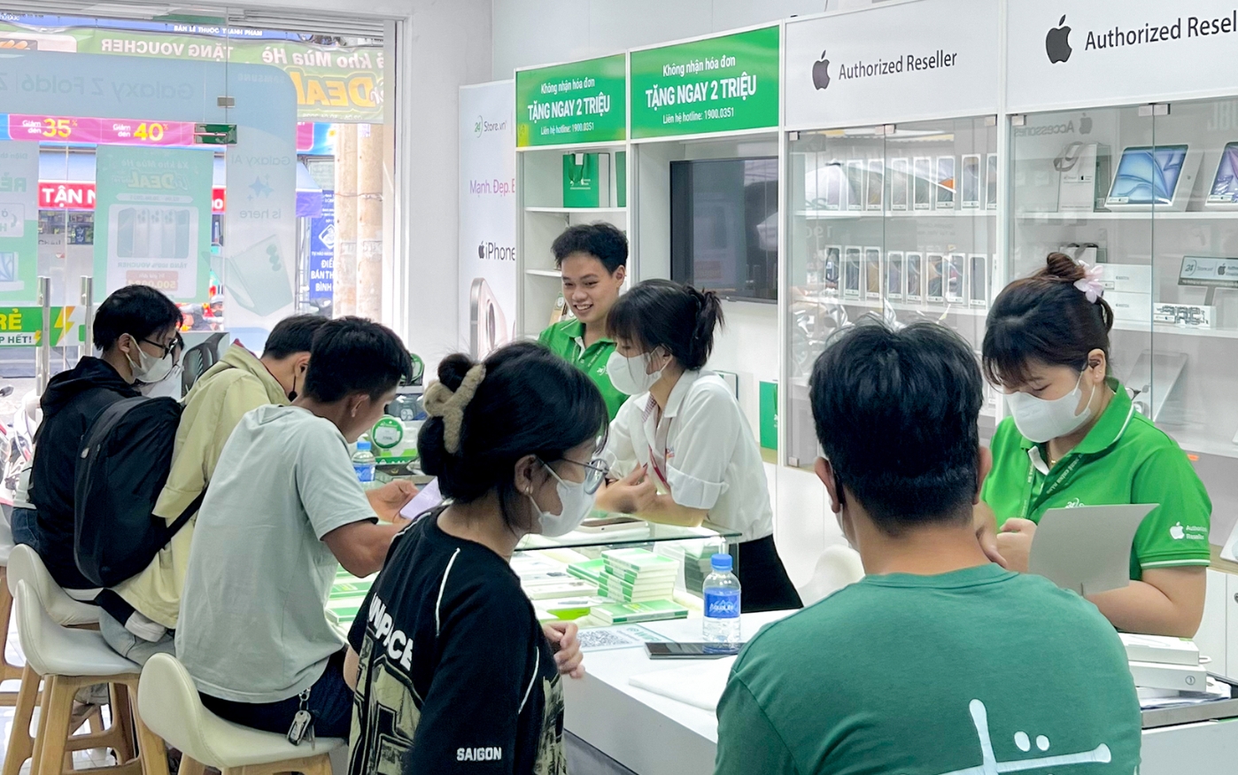 mua iphone xs max cũ giá rẻ chính hãng tại 24hstore