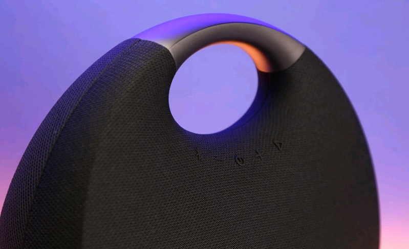 loa Harman/Kardon Onyx Studio 6 Thiết kế loa Harman/Kardon Onyx Studio 6 khá thanh lịch