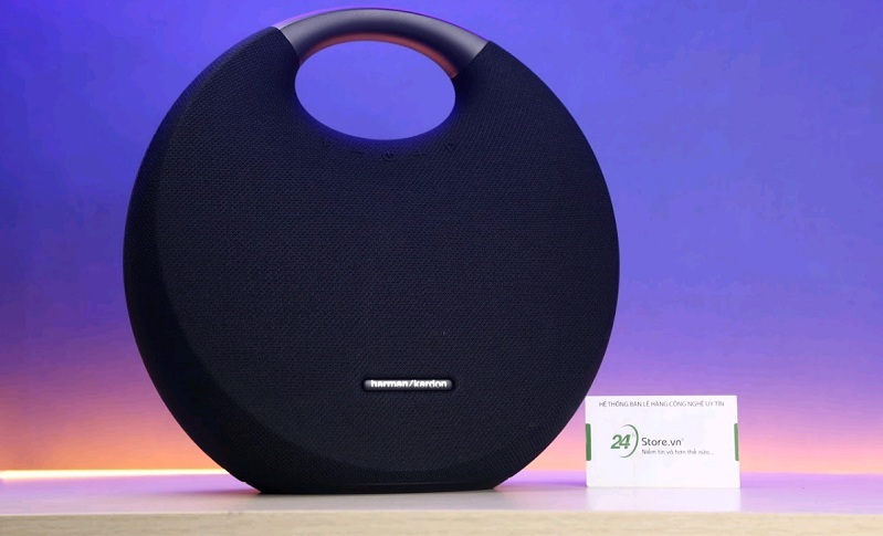 Loa Harman/Kardon Onyx Studio 6 Onyx Studo 6 cho phép kết nối với hai thiết bị di động cùng lúc