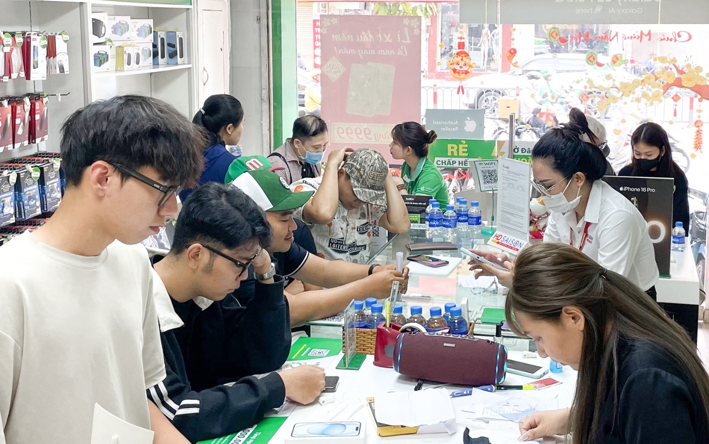 mua macbook air chính hãng tại cửa hàng 24hstore