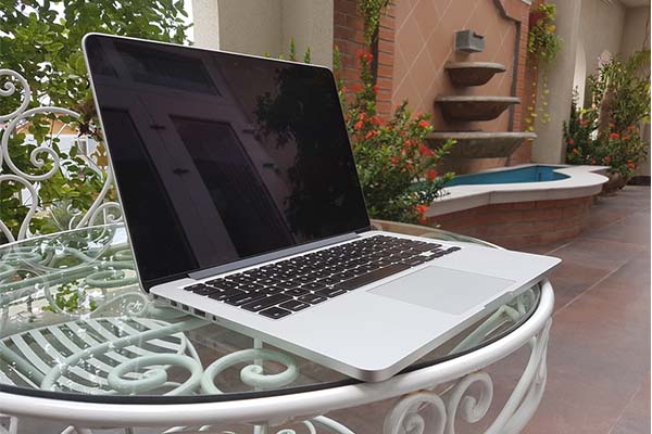 Macbook Pro Retina 13 inch MGX72 sở hữu những tính năng nổi bật nào? Macbook Pro Retina 13 inch MGX72 hinh anh 1