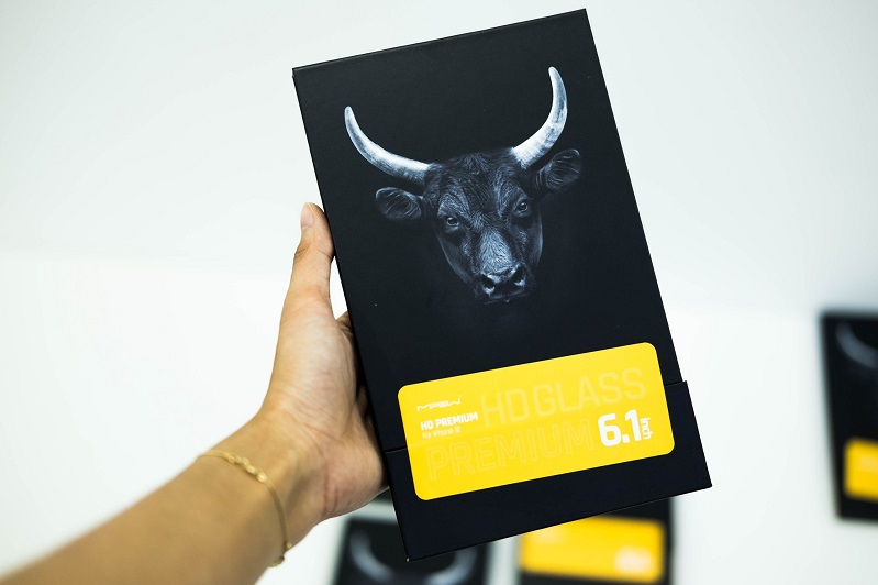 Miếng dán cường lực Mipow Kingbull Premium HD iPhone 12/12pro 6.1 inch Mieng-dan-cương-luc-Mipow-Kingbull-Premium-HD-iPhone-12-12-pro-6.1-inch