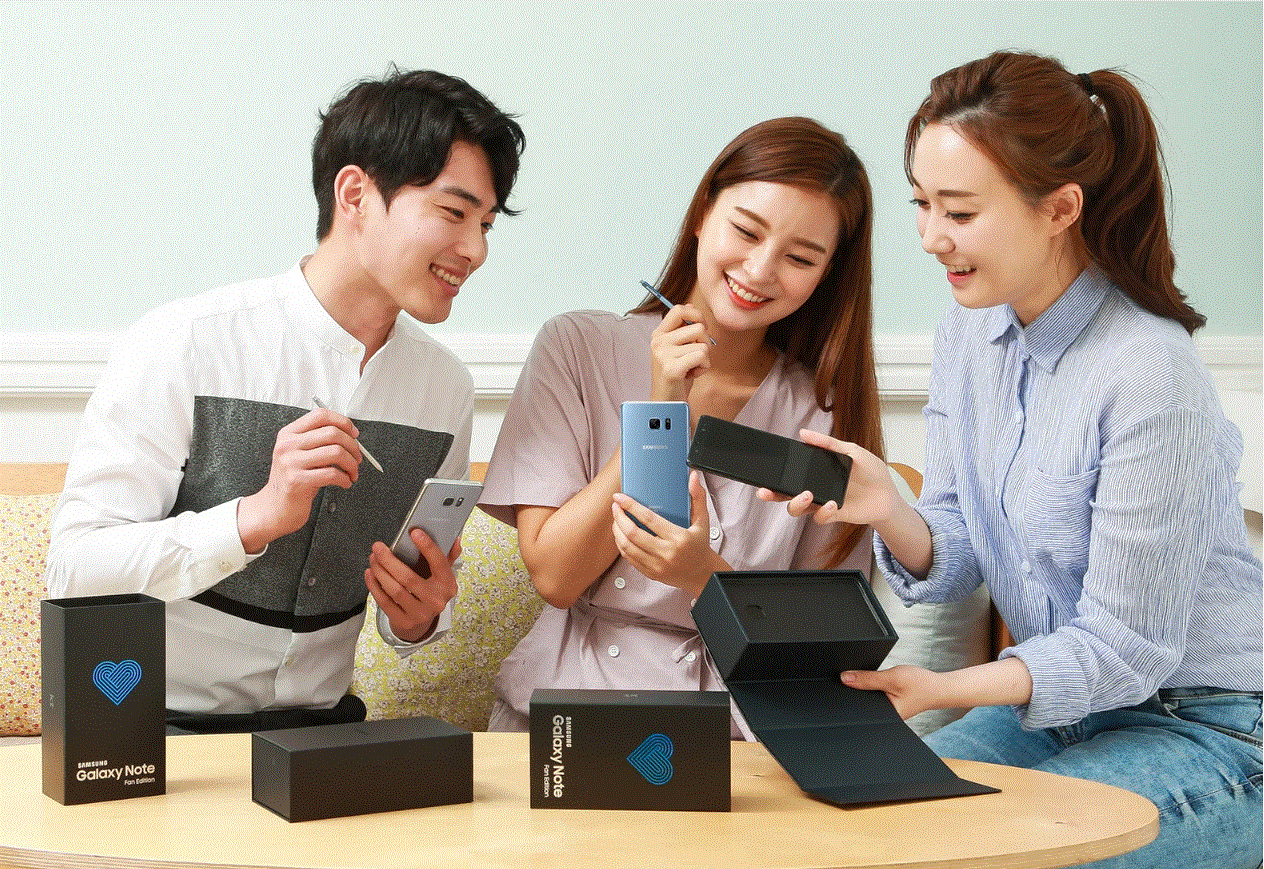 Samsung Galaxy Note Fan Edition phân biệt với các phiên bản trước Samsung Galaxy Note Fan Edition hinh anh 1