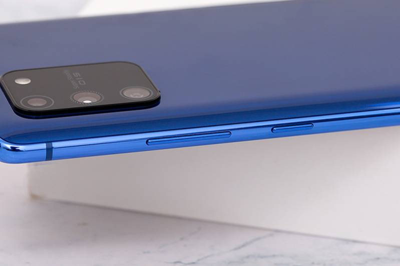 hieu nangsamsung galaxy s10 lite hang cong ty