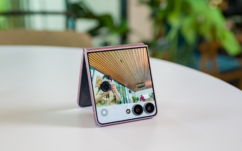 samsung galaxy z flip8 có gì mới camera