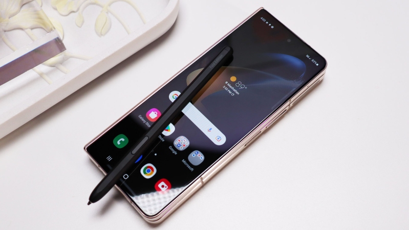 Samsung Galaxy Z Fold4 5G 10 Samsung Galaxy Z Fold4 5G S Pen