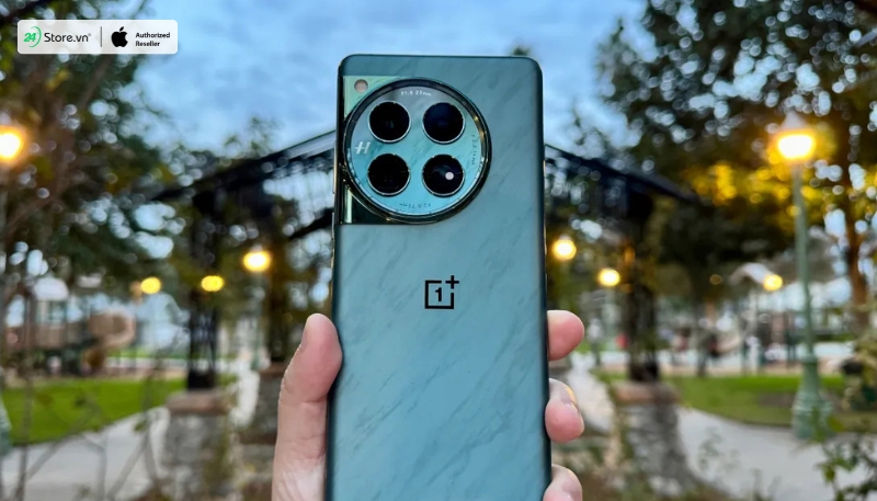 Đánh giá OnePlus 12 và 16 Pro Max