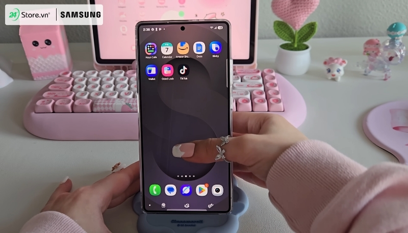 review samsung galaxy s25 ultra và s24 ultra về màn hình