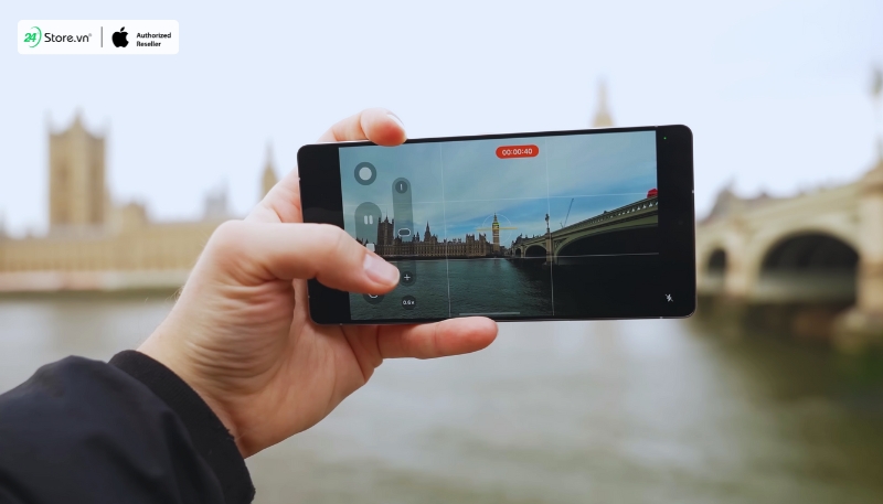 Đánh giá Apple iPhone 16 Pro Max và Samsung S25 Ultra về camera