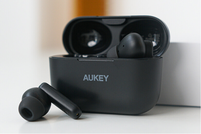 Tai nghe Bluetooth Aukey EP-M1 Âm thanh linh hoạt sống động